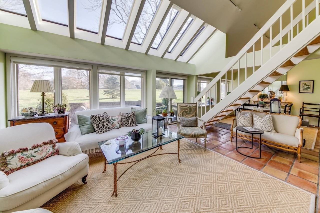 12 Bridlerun Ct - Photo 3 of 18