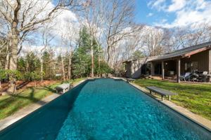 featured image of 3 Forest Ct