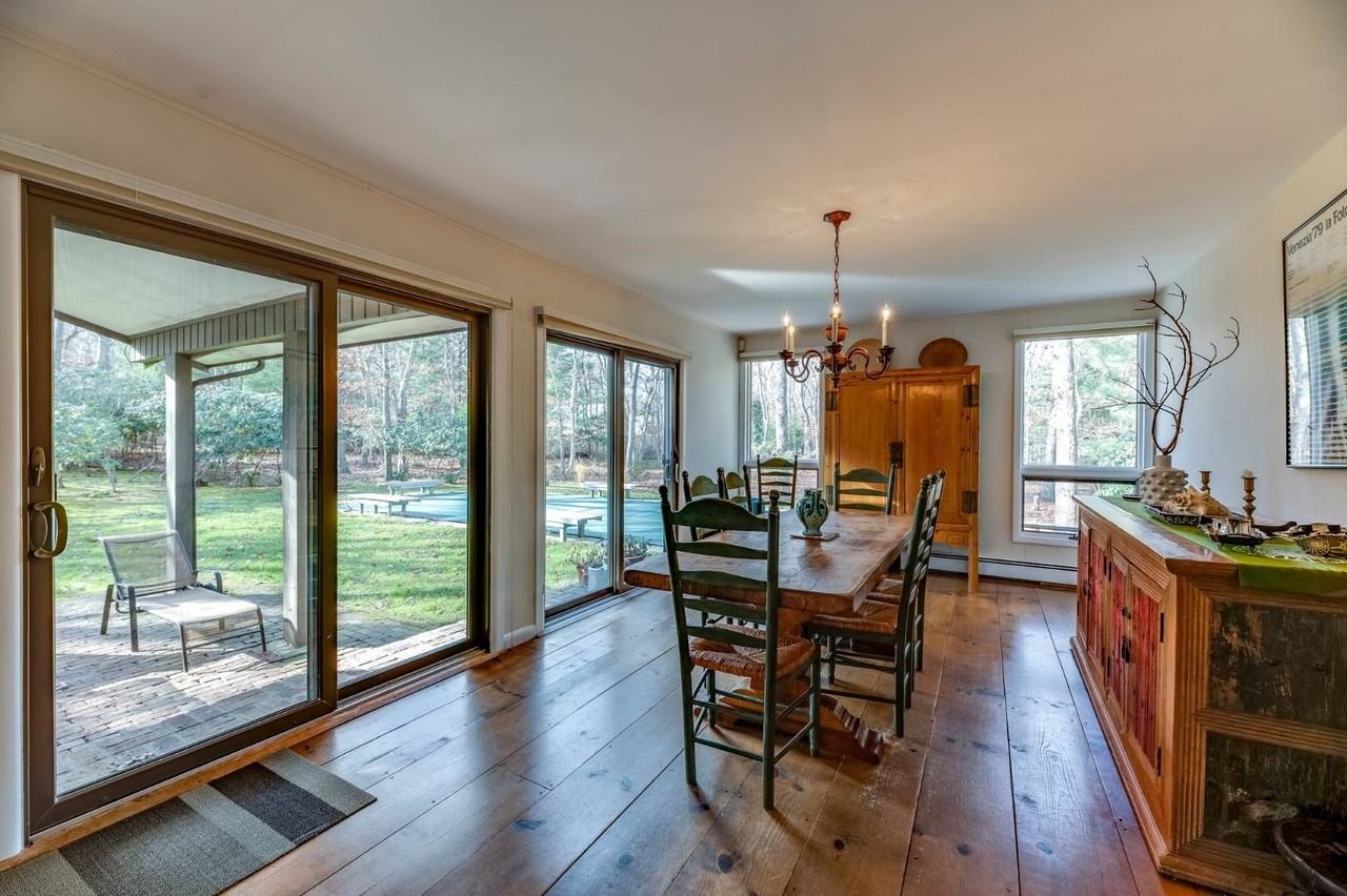 3 Forest Ct - Photo 4 of 16