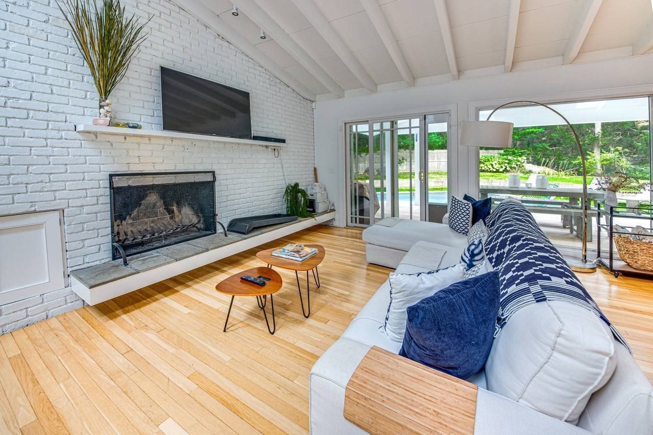 64 Winding Way - Photo 5 of 19
