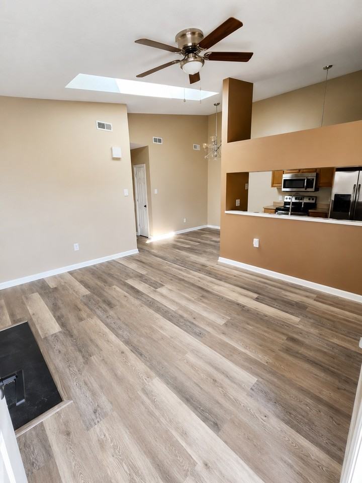 5630 Summit Arch - 202 #202 - Photo 3 of 9