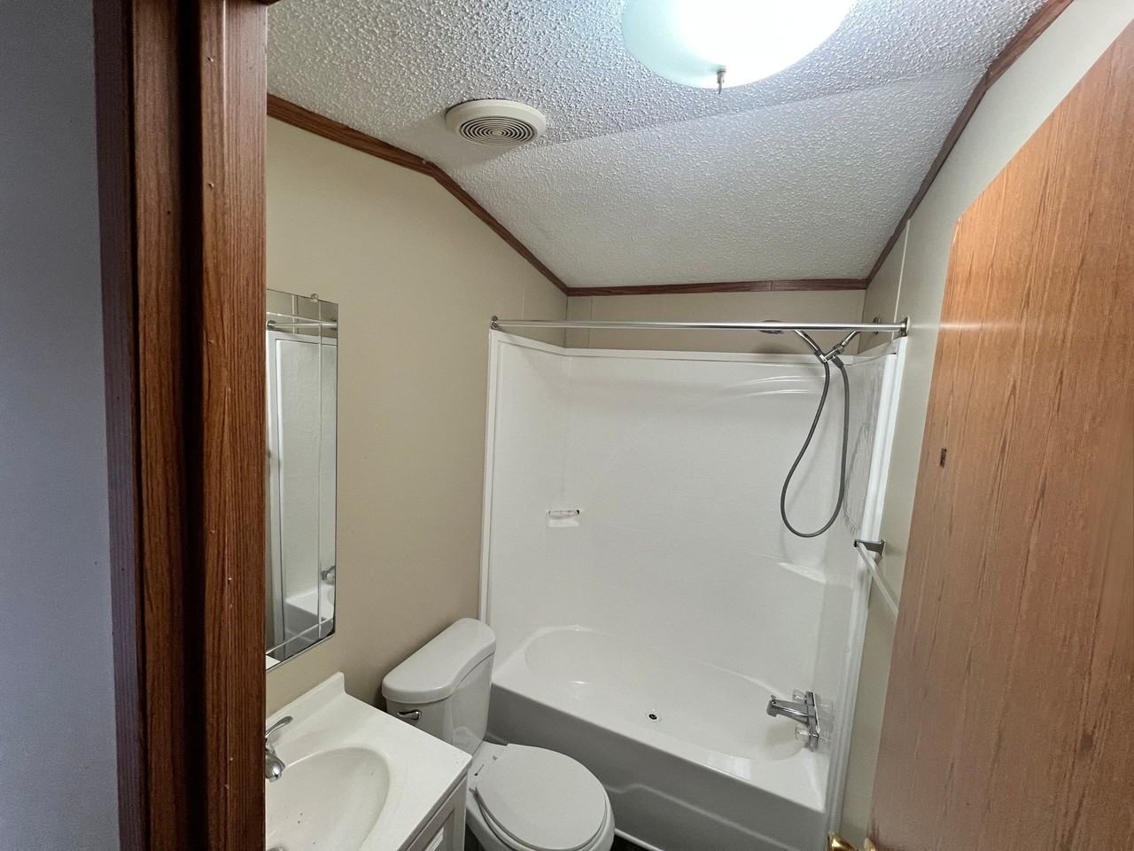 3536 Loveside Ter #424 - Photo 7 of 8