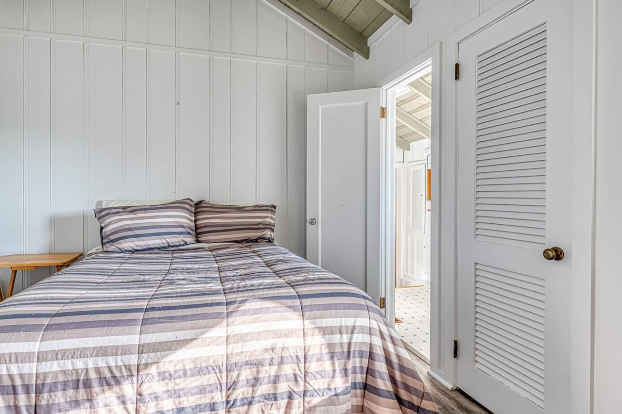106 Harbor Rd - Photo 6 of 12
