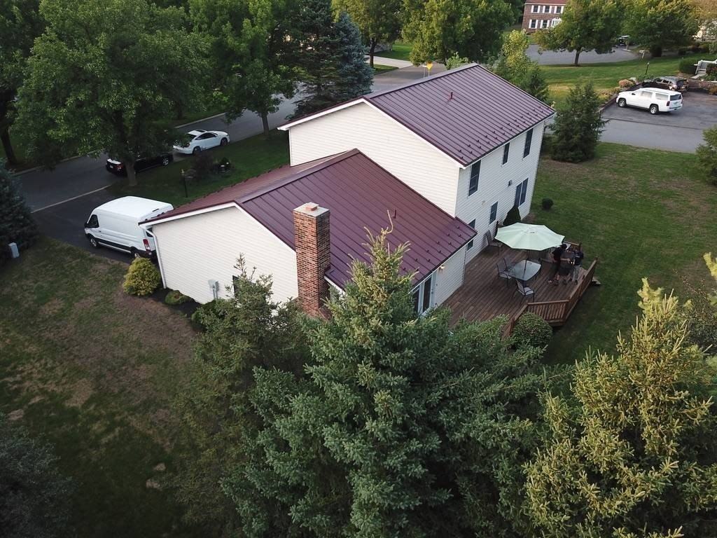 1330 Charles St - Photo 2 of 36