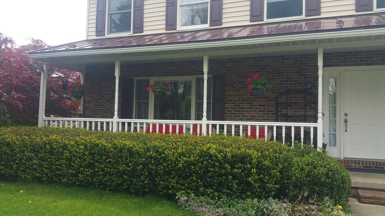 1330 Charles St - Photo 7 of 36