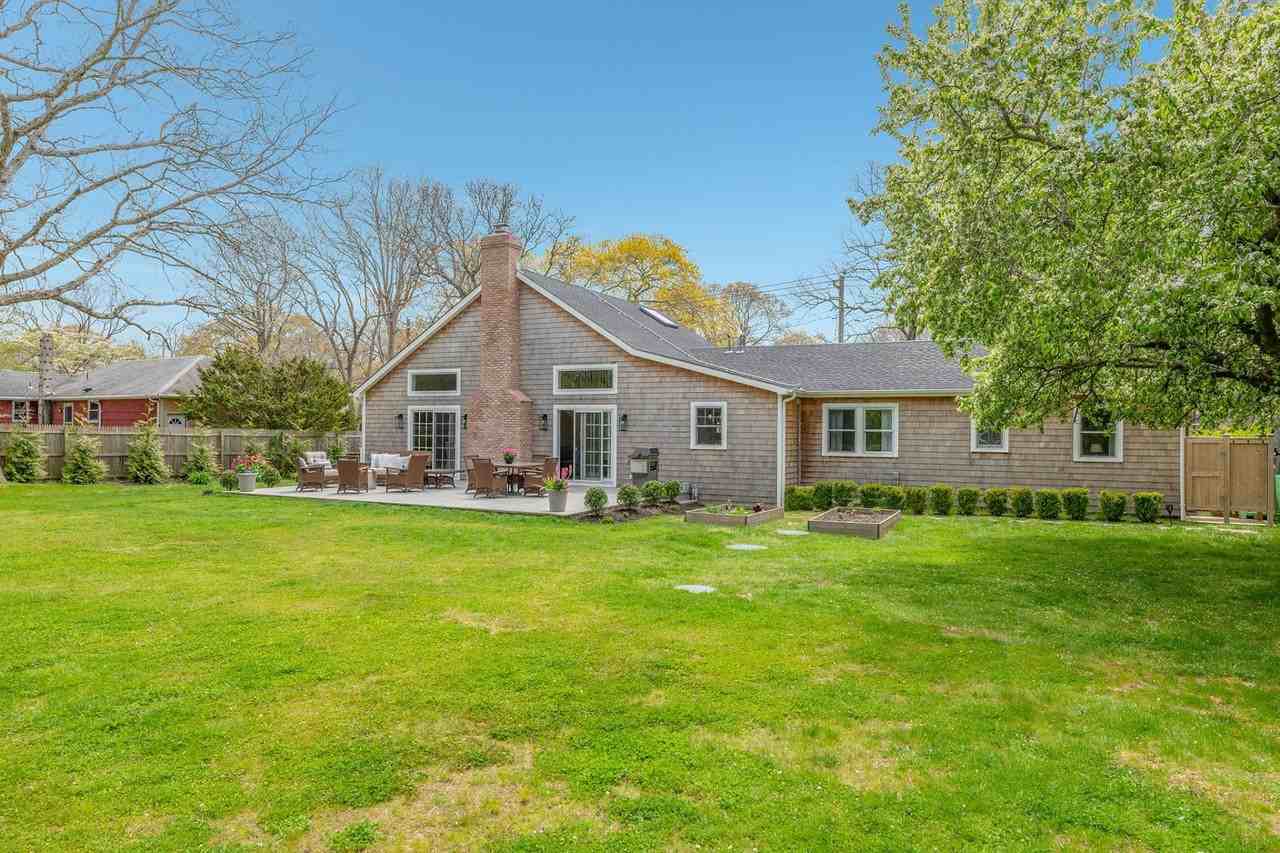 109 Lewis Rd - Photo 5 of 20
