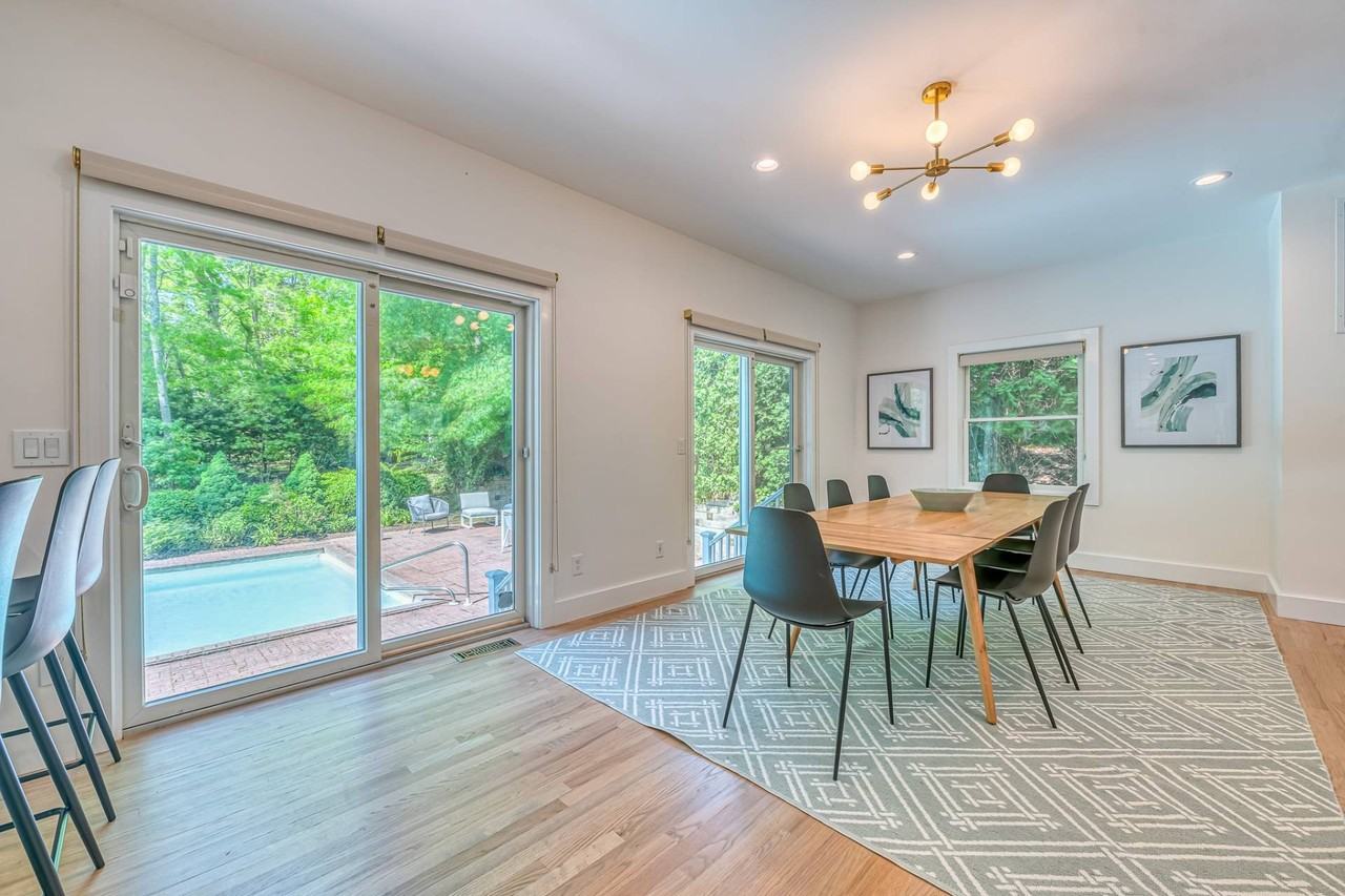 38 Cove Rd S - Photo 7 of 27