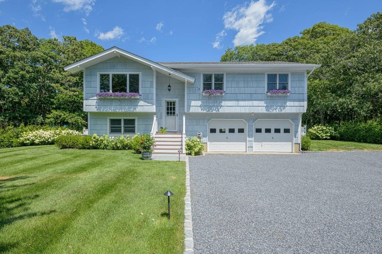 55A Shinnecock Rd - Photo 3 of 20