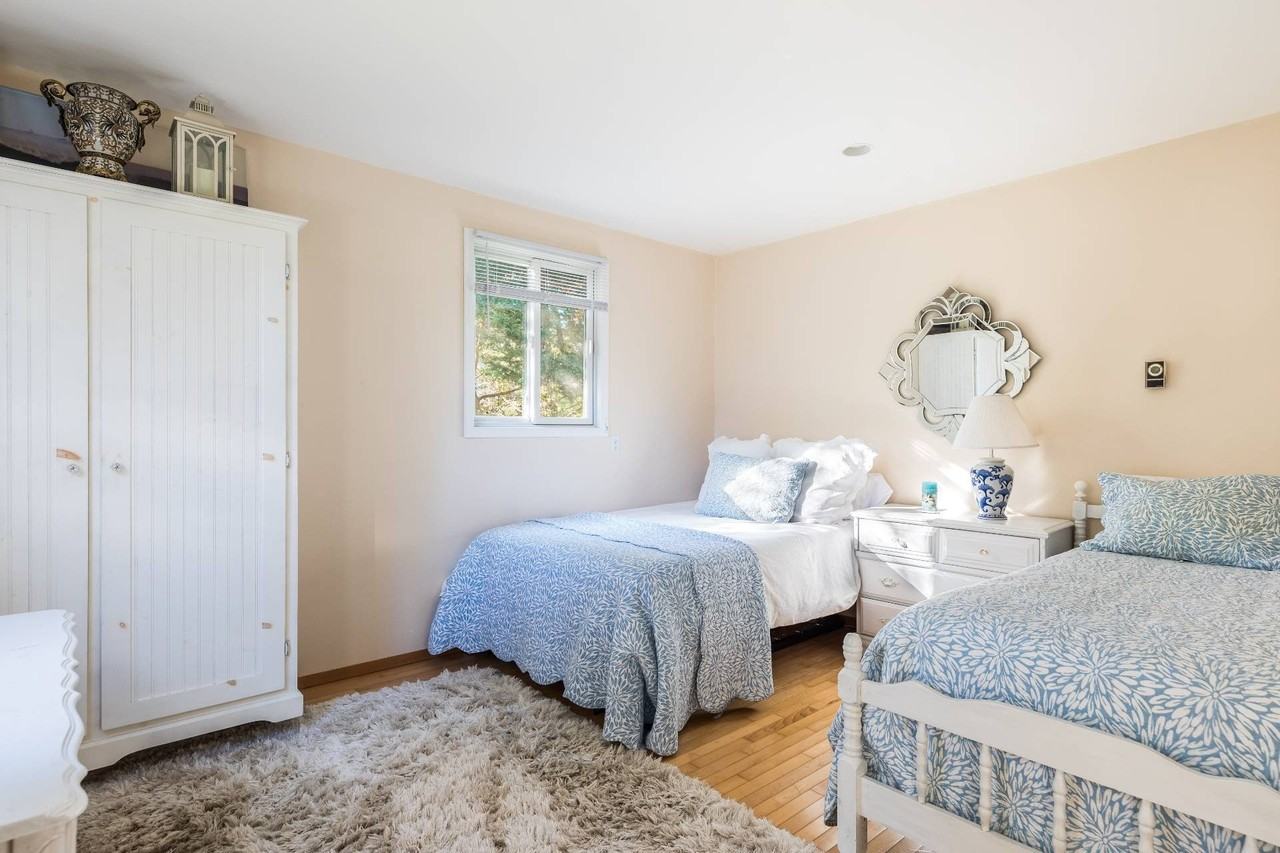 317 Flamingo Ave - Photo 5 of 14