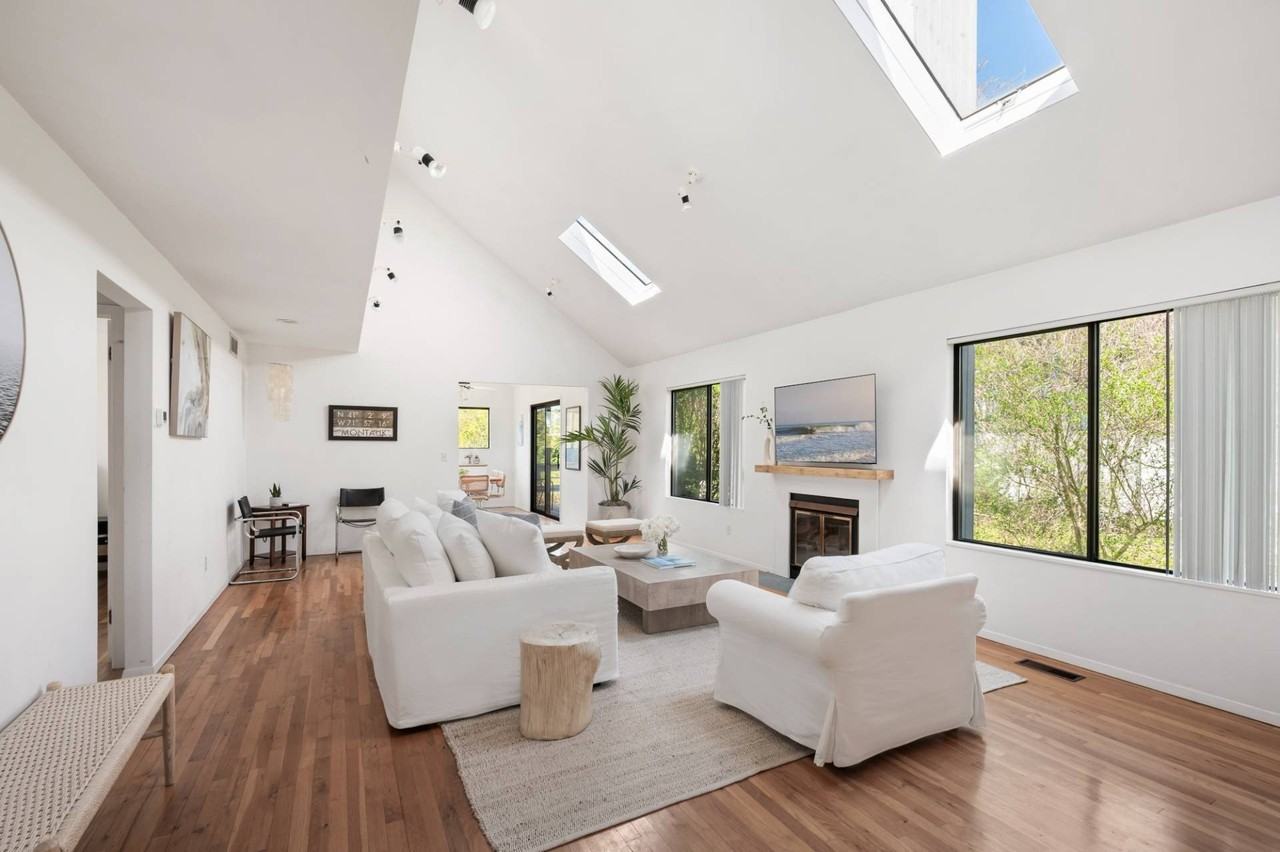 4 Hoppin Ave - Photo 2 of 14