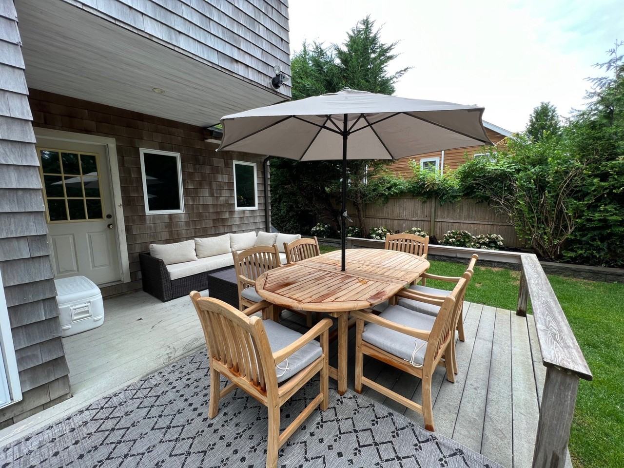 32 Sunset Dr - Photo 2 of 13