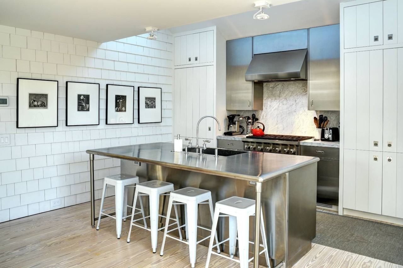 295 Main St - Photo 5 of 21