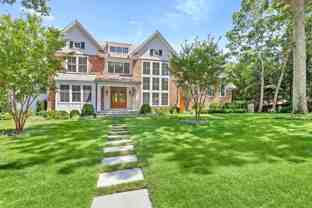 8 Greenway Dr - Photo 1 of 1
