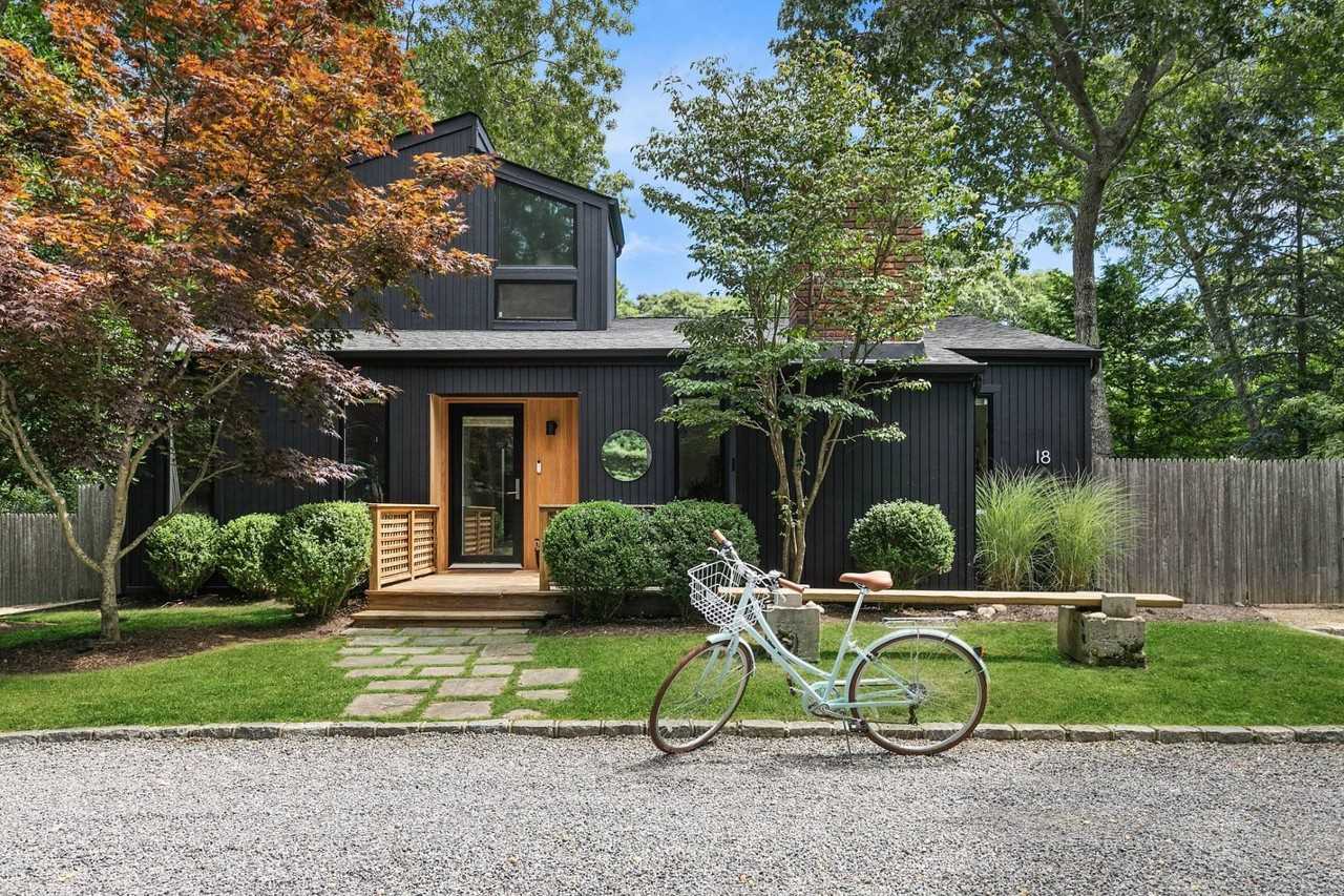 18 Scallop Ave - Photo 3 of 31