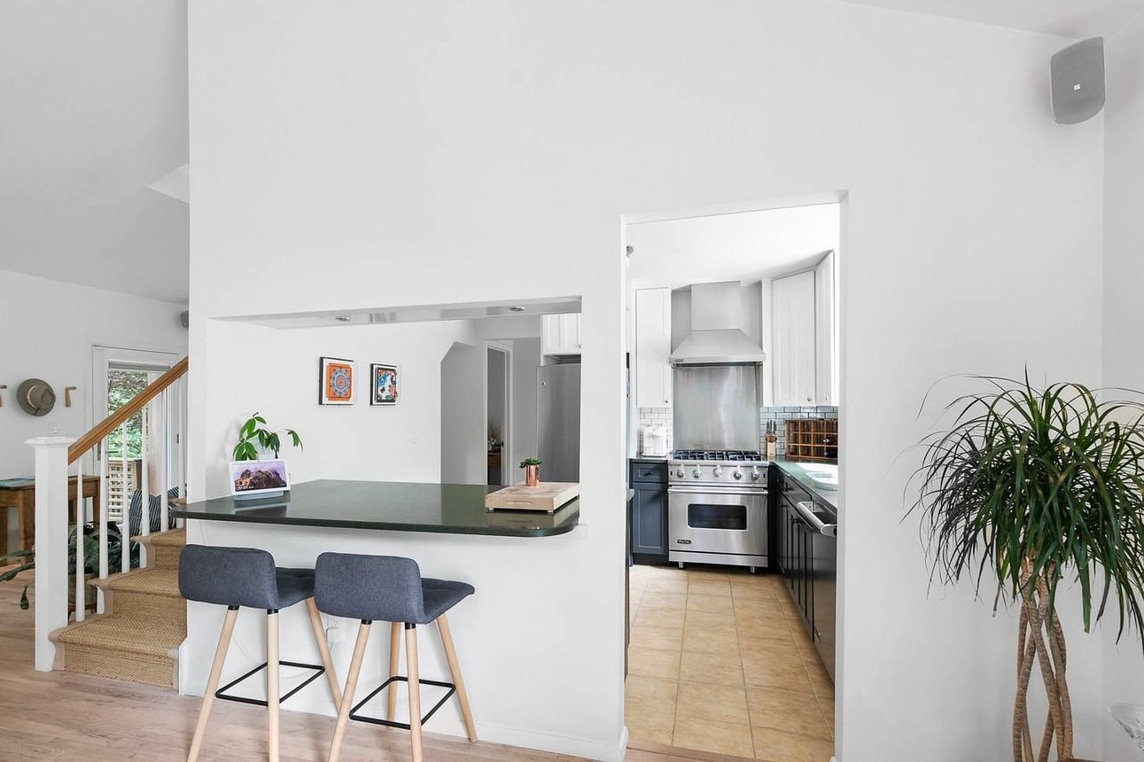 18 Scallop Ave - Photo 7 of 31
