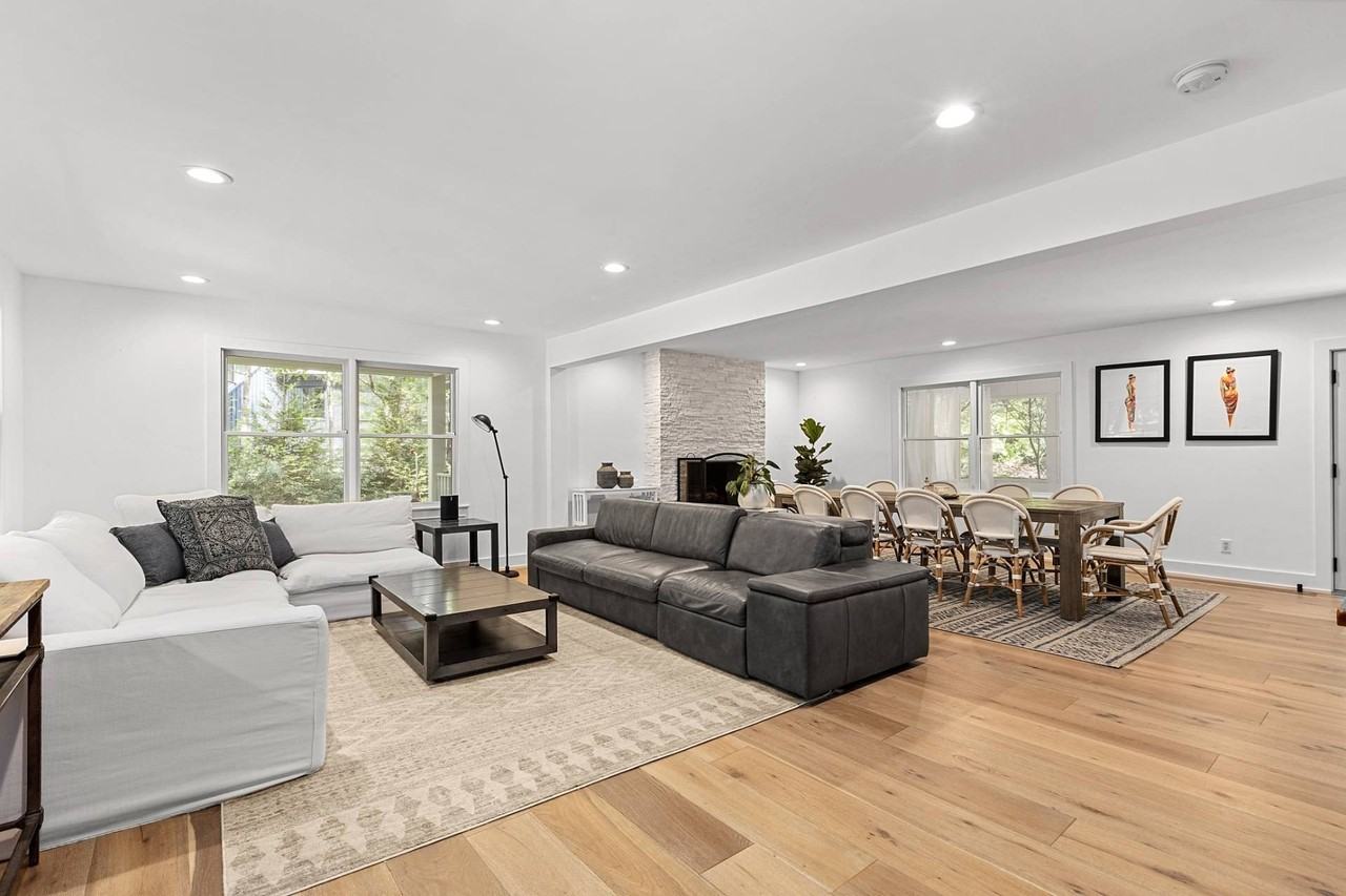38 Scallop Ave - Photo 2 of 23