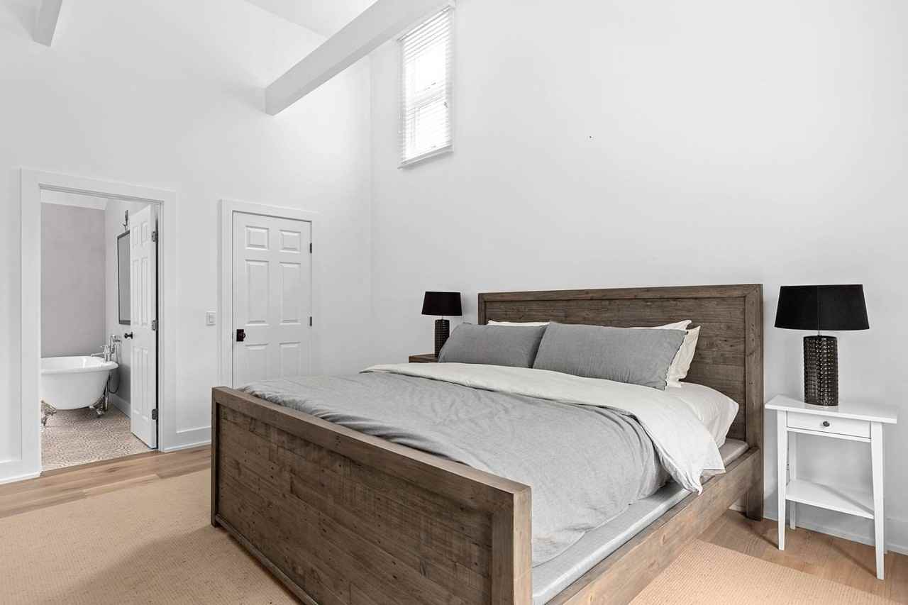 38 Scallop Ave - Photo 7 of 23