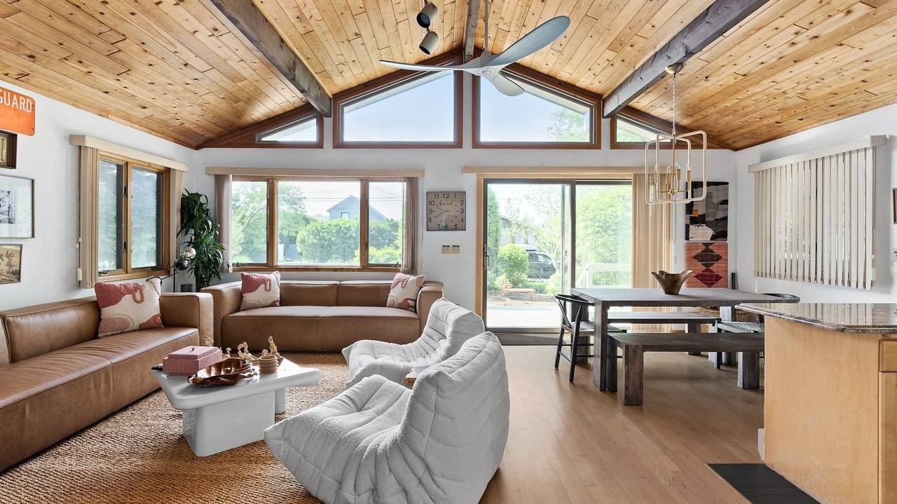 36 Hoppin Ave - Photo 3 of 10