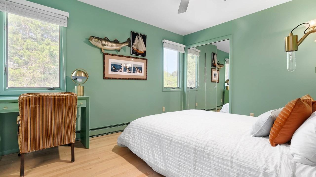 36 Hoppin Ave - Photo 6 of 10