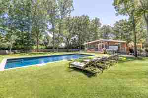 featured image of 82 Springy Banks Rd