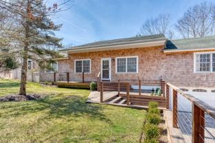 3 Hedges Ave - Photo 1 of 1
