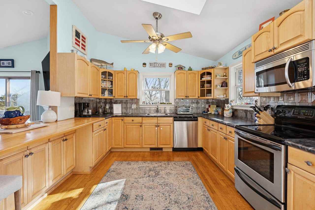 5 S Dorset Dr - Photo 3 of 21