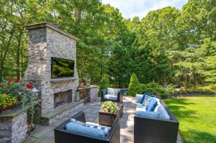 105 Northside Dr - Photo 1 of 1
