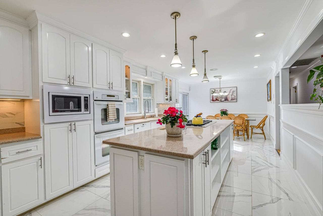 36 Wiltshire St - Photo 6 of 28