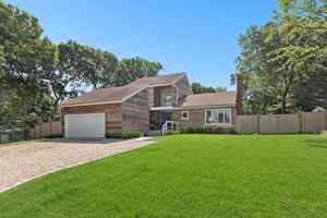 featured image of 111 Runnymeade Dr