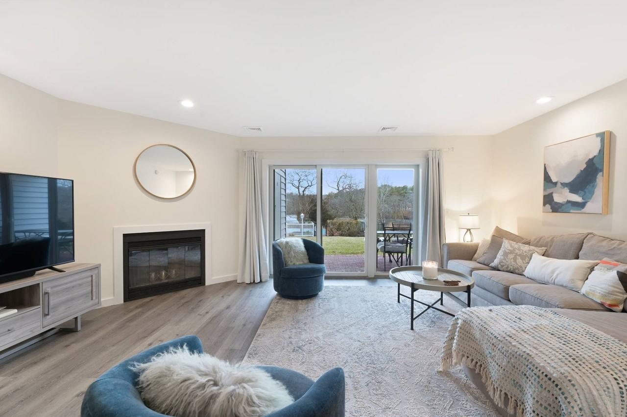 34 Montauk Hwy #12 - Photo 3 of 18