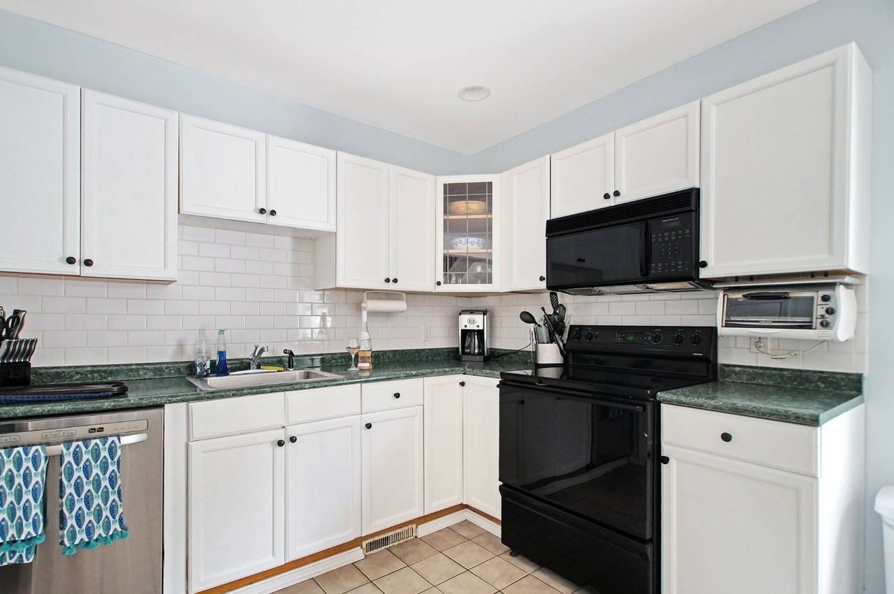 16 Norbury Rd - Photo 5 of 32