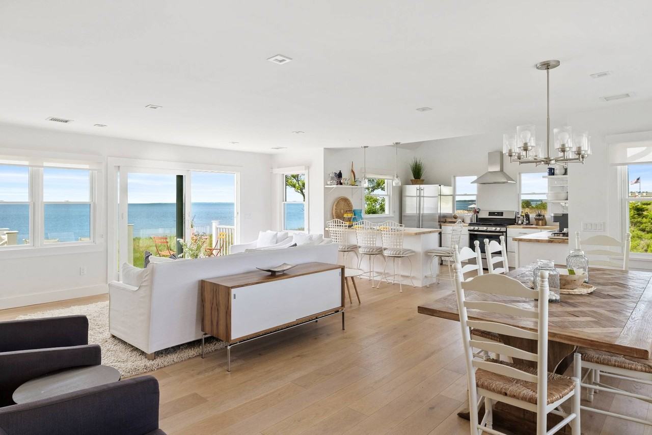 48 Bay Inlet Rd - Photo 4 of 46