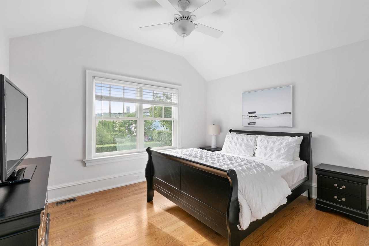 20 Pleasant Ln - Photo 4 of 16