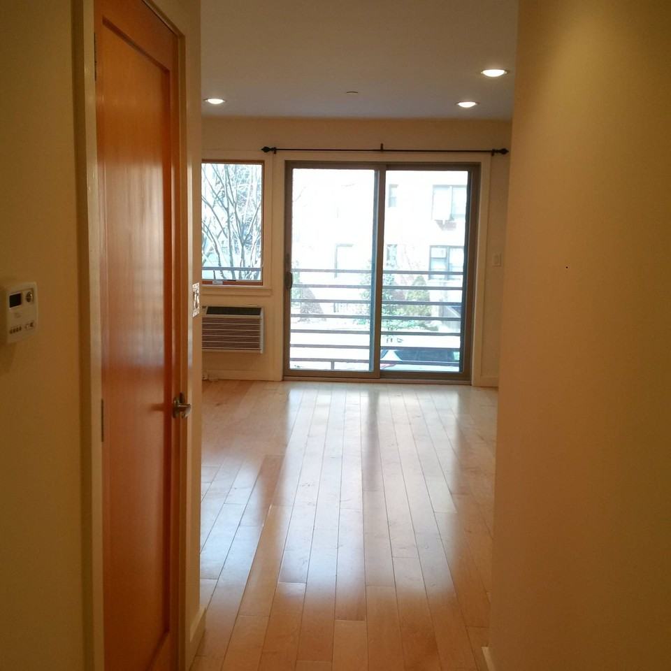 20 Oliver St - Photo 3 of 10