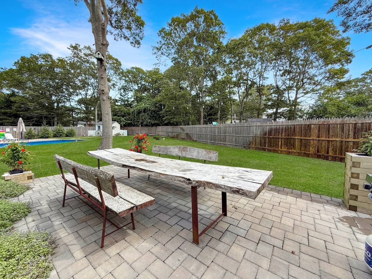 8 Westerly Ct - Photo 3 of 31