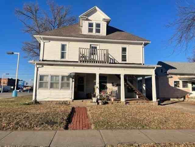 211 E 7th St #3