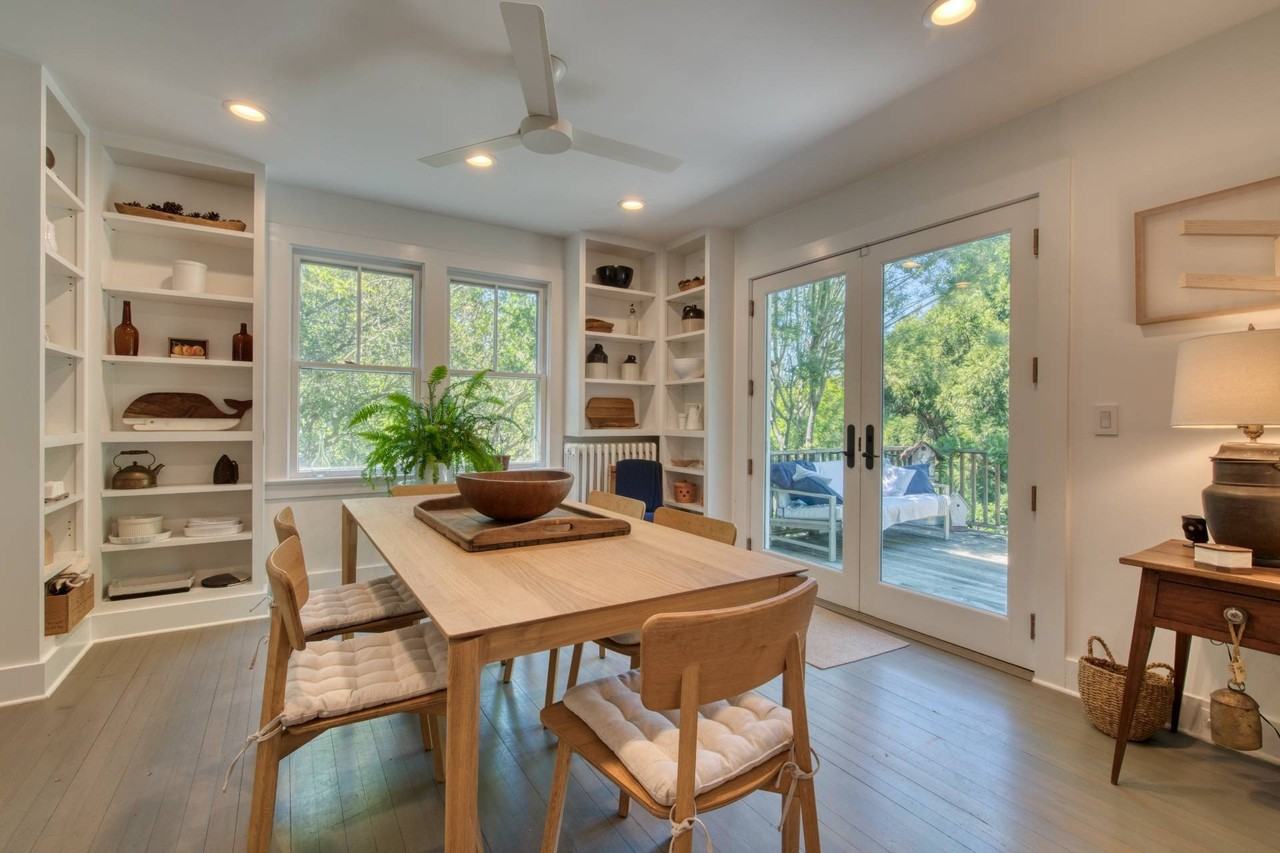 67 Jermain Ave - Photo 7 of 17