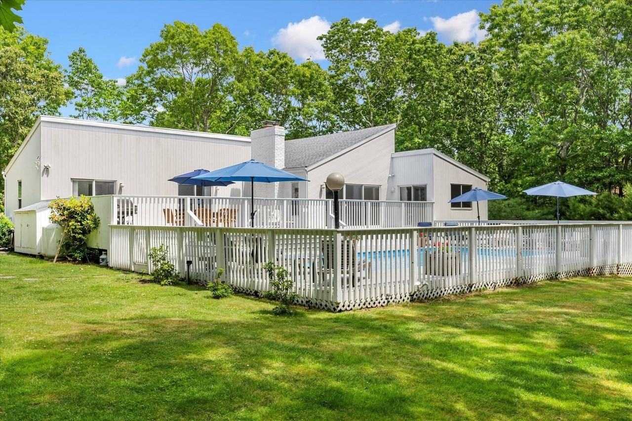 20 Rivers Rd - Photo 3 of 26