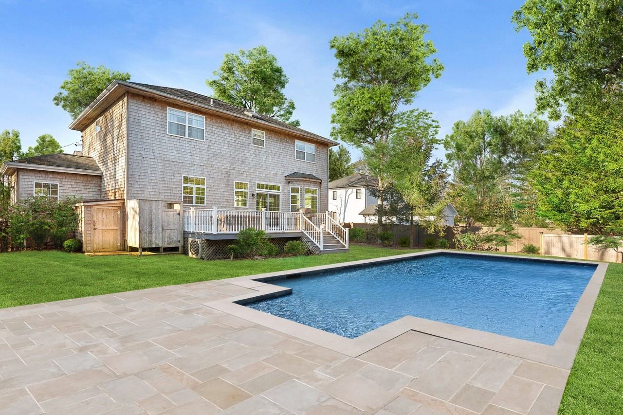 5 Old Sag Harbor Rd - Photo 2 of 12