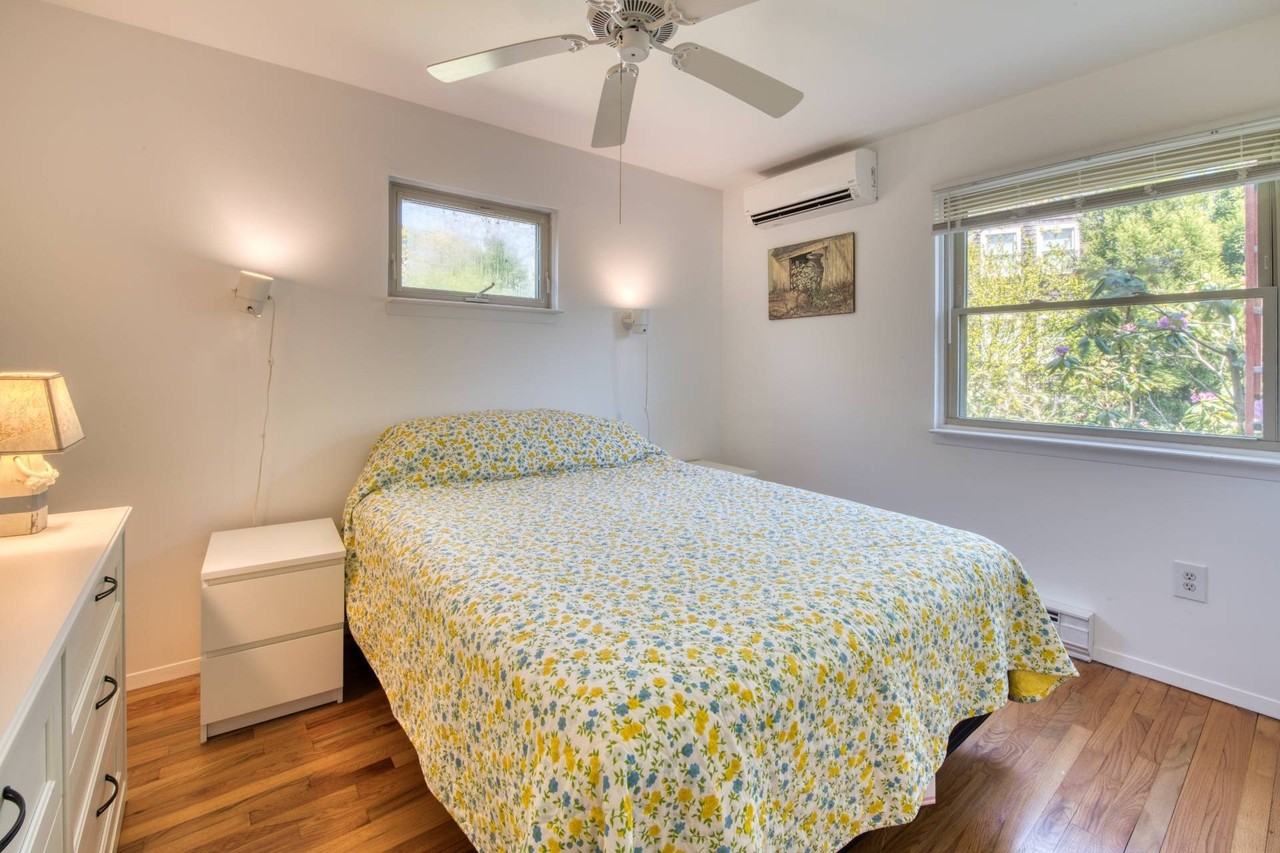 9 Jefferson Ave - Photo 6 of 11
