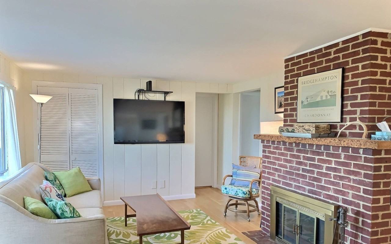 60 S Delrey Rd - Photo 2 of 12