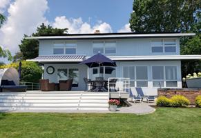 featured image of 11 Beach Road
