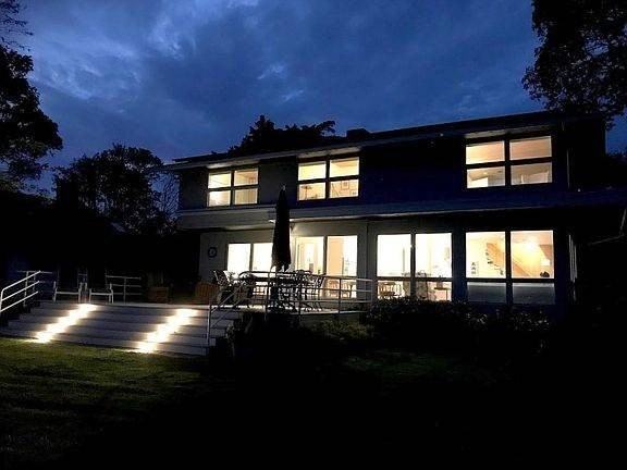 11 Beach Road - Photo 4 of 37