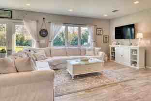 18 Fairview Ave - Photo 1 of 1