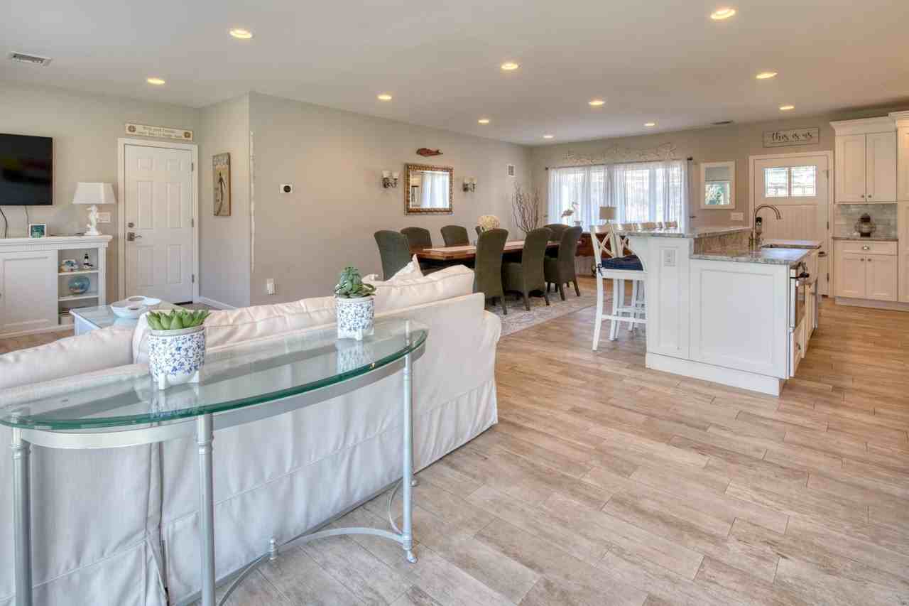 18 Fairview Ave - Photo 3 of 14