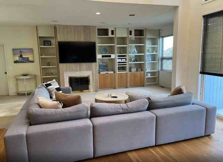 44 Kettle Hole Rd - Photo 4 of 21