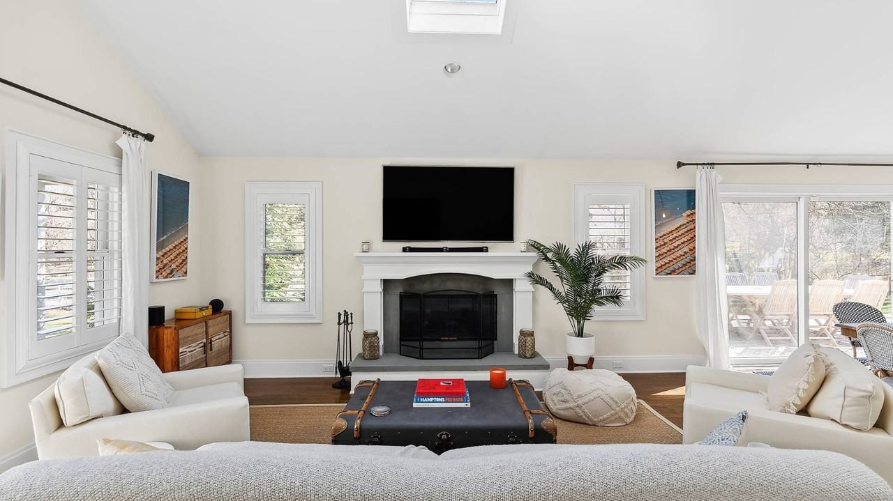 4 Arthur Ave - Photo 3 of 13