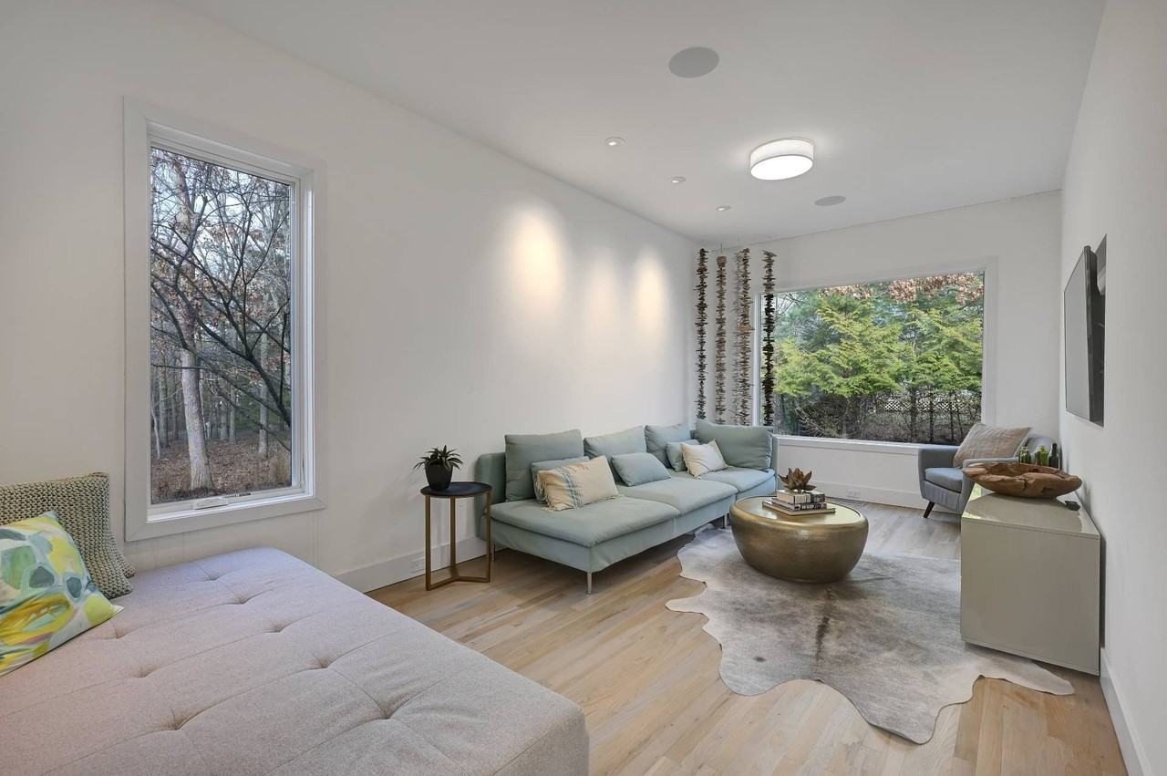 9 Todd Dr - Photo 6 of 17