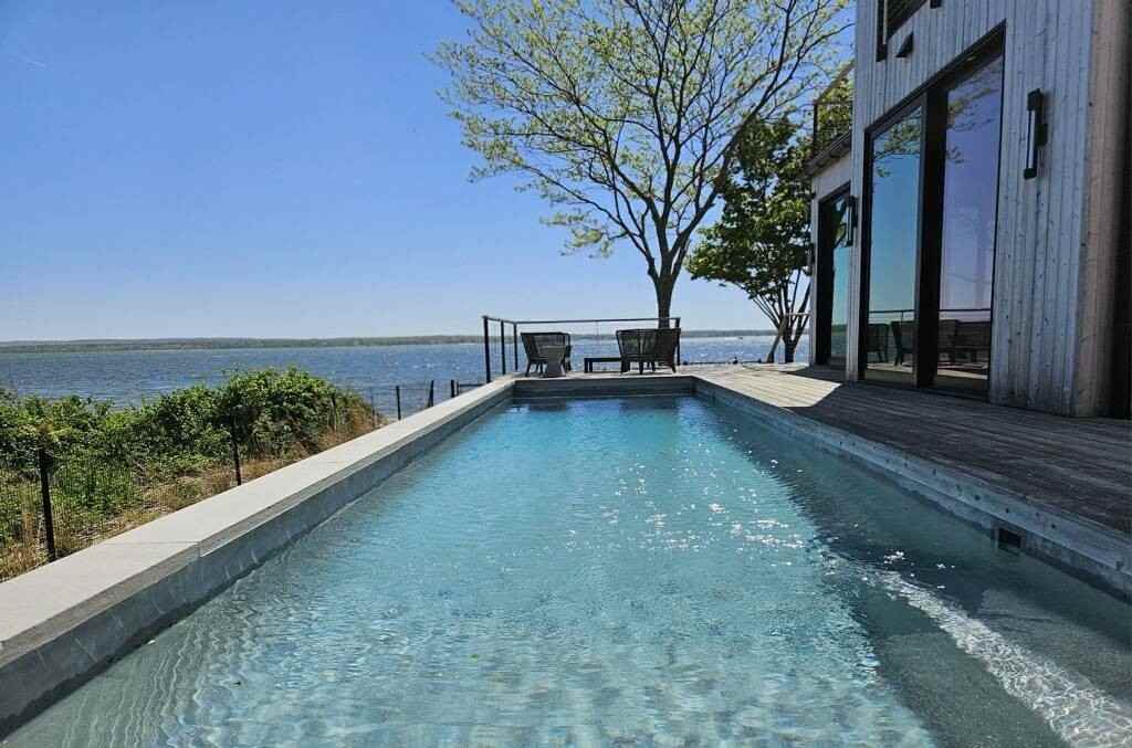 599 Peconic Bay Blvd - Photo 2 of 49