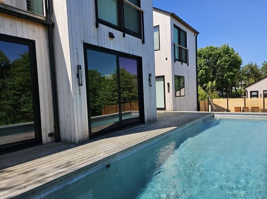 599 Peconic Bay Blvd - Photo 4 of 49
